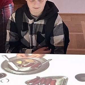 Sekundáni si vyzkoušeli život středověkého člověka