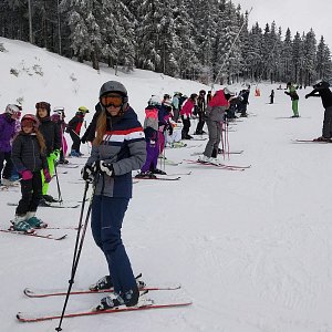 Lyžařský kurz primy a sekundy