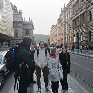 Den s experimentální fyzikou