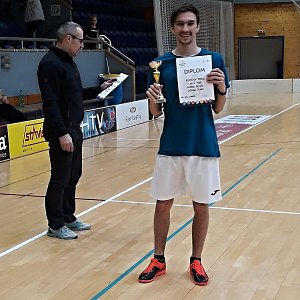 Okresní kolo středoškolského florbalu v Jindřichově Hradci