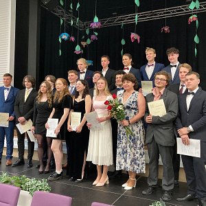 Předávání maturitních vysvědčení