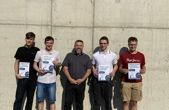Příspěvky na IT vybavení pro technicky zaměřené žáky spolupracující s firmou ECOREM Research s.r.o.