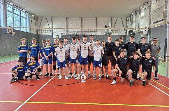 Volejbalový turnaj dačických středních škol